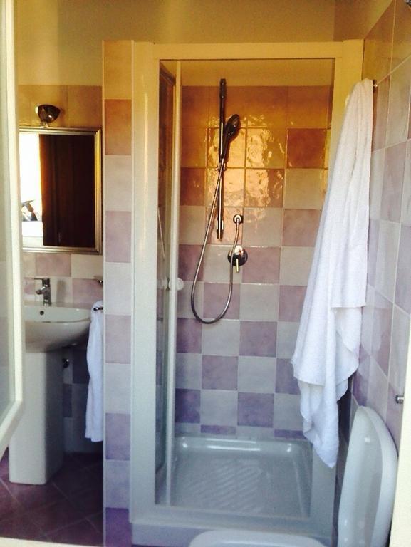 Red Stone Hotel Диаманте Стая снимка